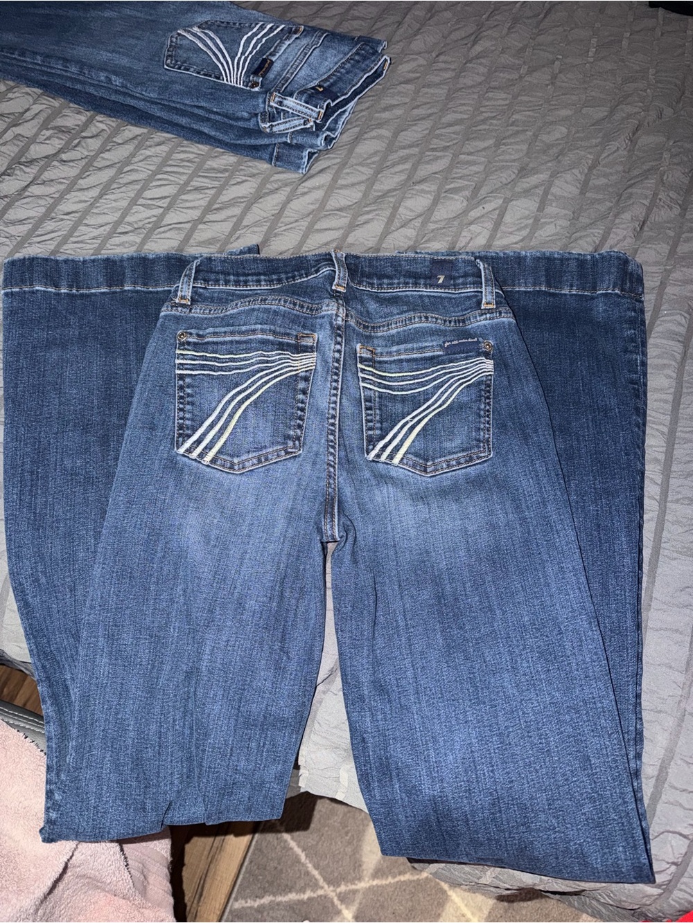 Classic Women's Blue Denim Jeans with Contrast Pocket Stitching
